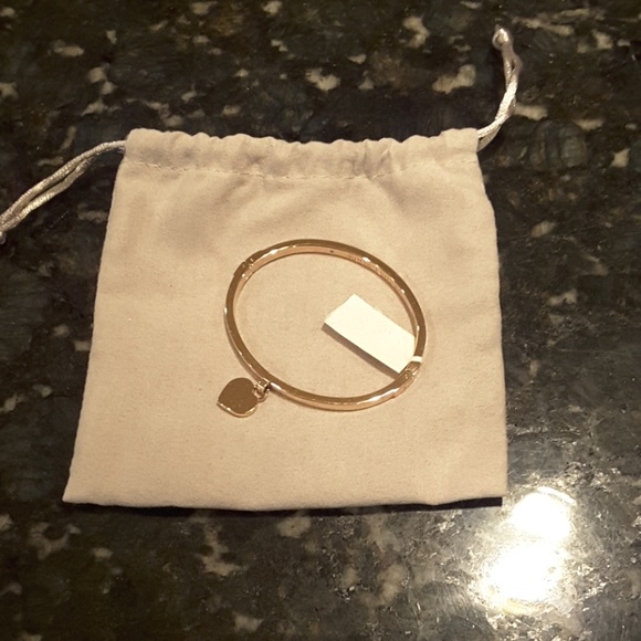 Michael Kors Bracelet Rose Gold Tone Pave Crystals Logo Heart Hinged Bangle NWT - Picture 5 of 10